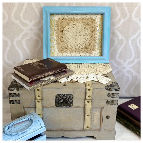 Farmhouse Framed Doily Art Decor - Picture 6 of 12